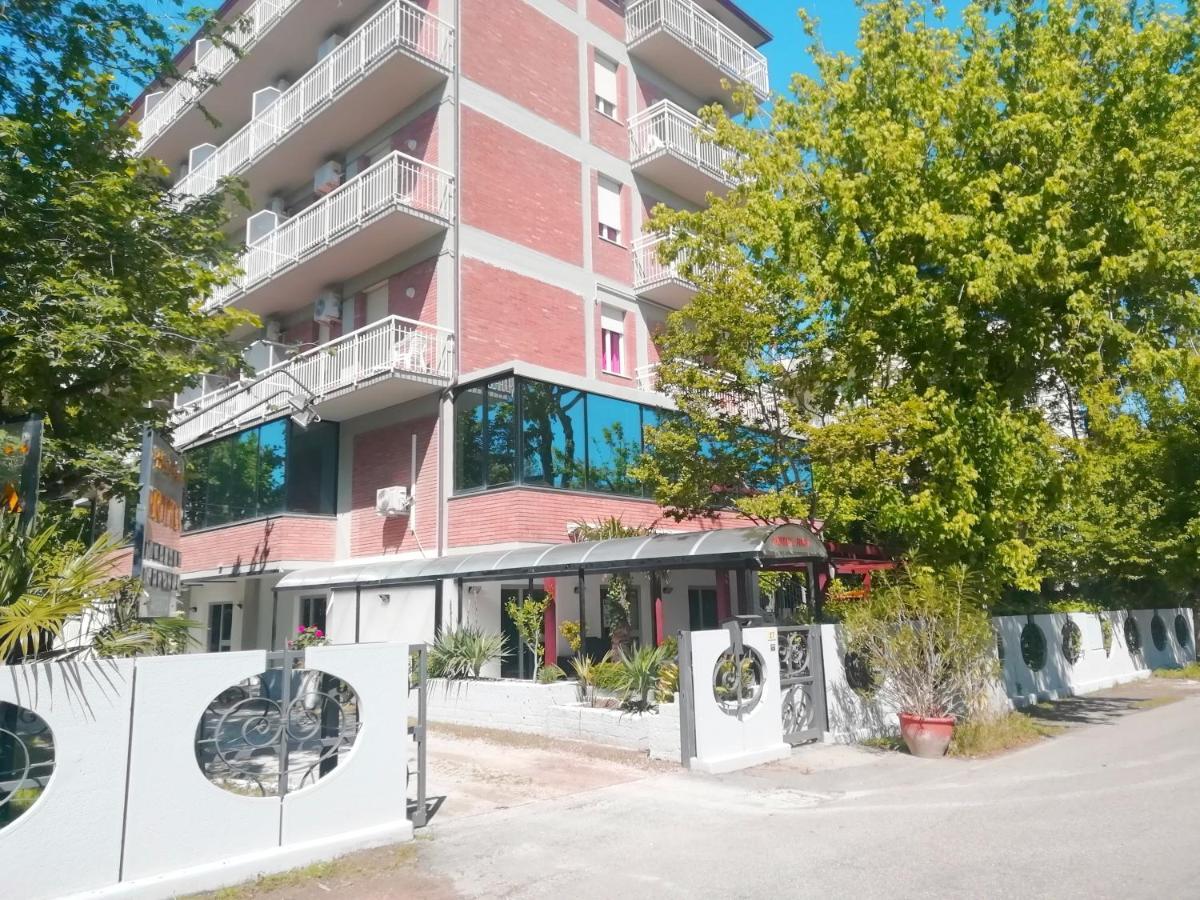Hotel Rita Cervia Exterior foto